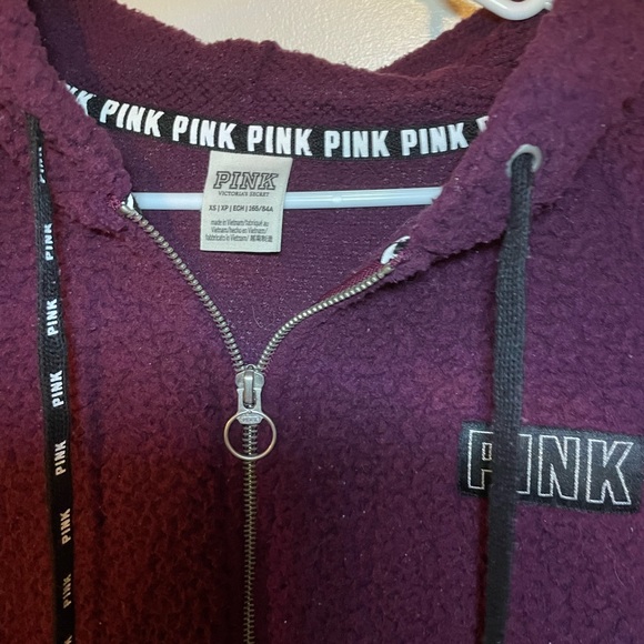 Burgundy VS Victorias Secret Pink Size XS Sherpa hooded trendy quarter zip - Picture 4 of 5